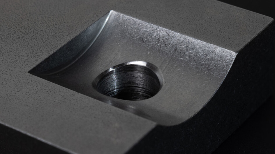 Resultat einer Anwendung mit dem Entgratwerkzeug COFA Resultat-entgraten-COFA