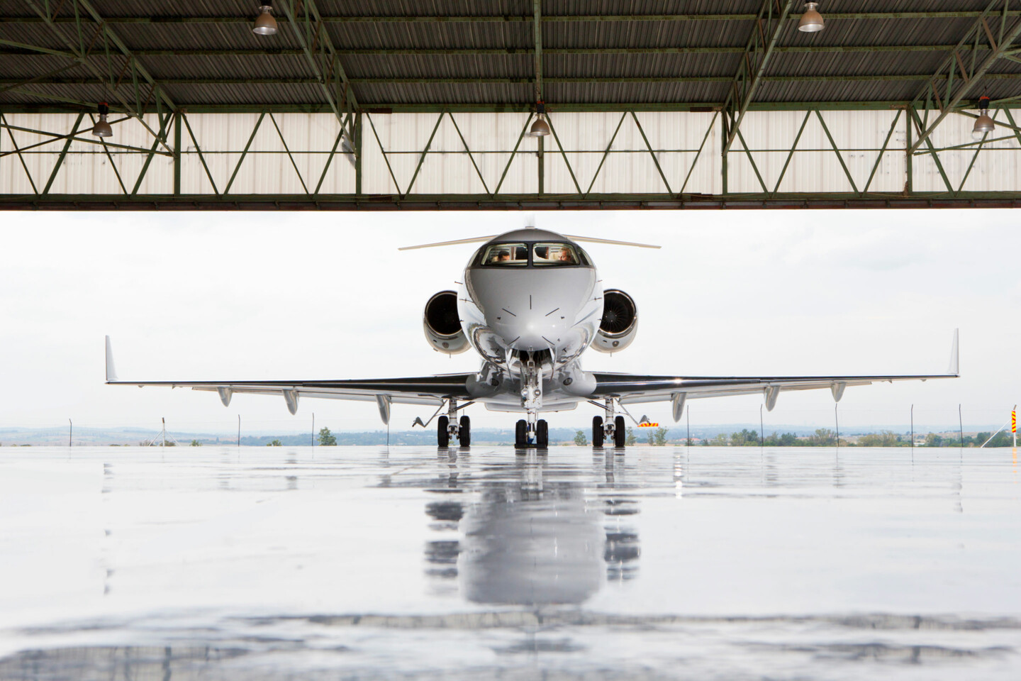 Flugzeug_Hangar