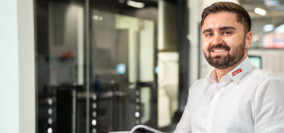 HEULE Mitarbeiter beraten Kunden vor Ort. HEULE Beratung